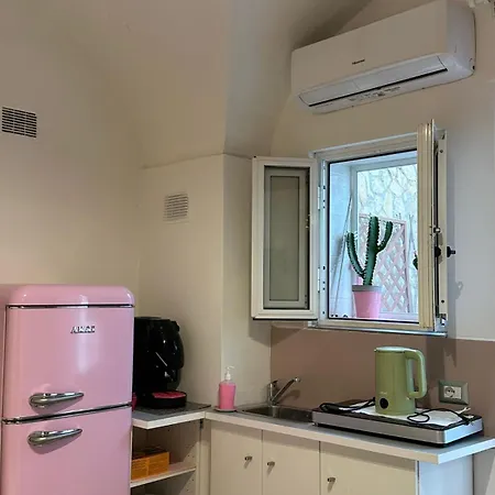 Luca's - University-centre-metro Appartamento Bari