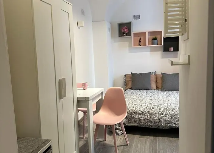 Luca's - University-centre-metro Appartamento *